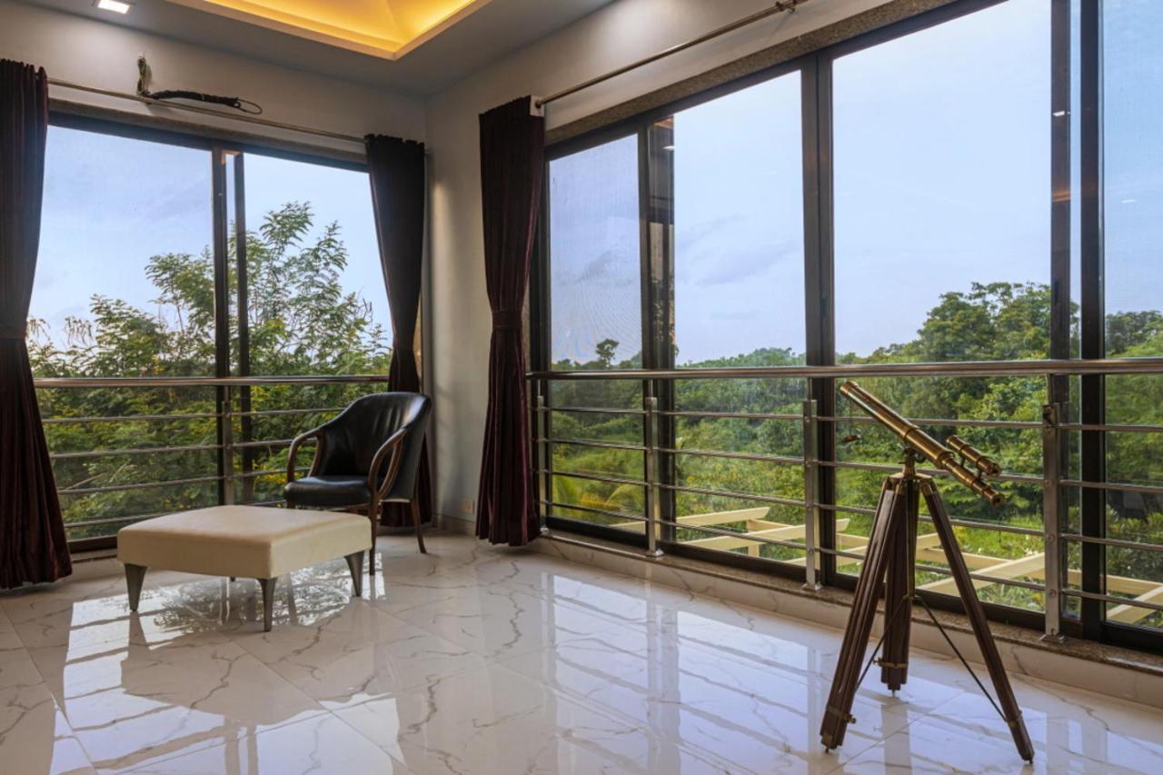 Saffronstays Aura, Alibaug - Luxury Pool Villa With A Game Room And Spacious Lawn Alībāg Zewnętrze zdjęcie