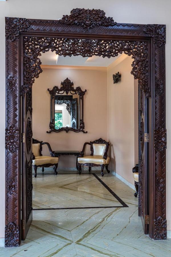 Saffronstays Aura, Alibaug - Luxury Pool Villa With A Game Room And Spacious Lawn Alībāg Zewnętrze zdjęcie